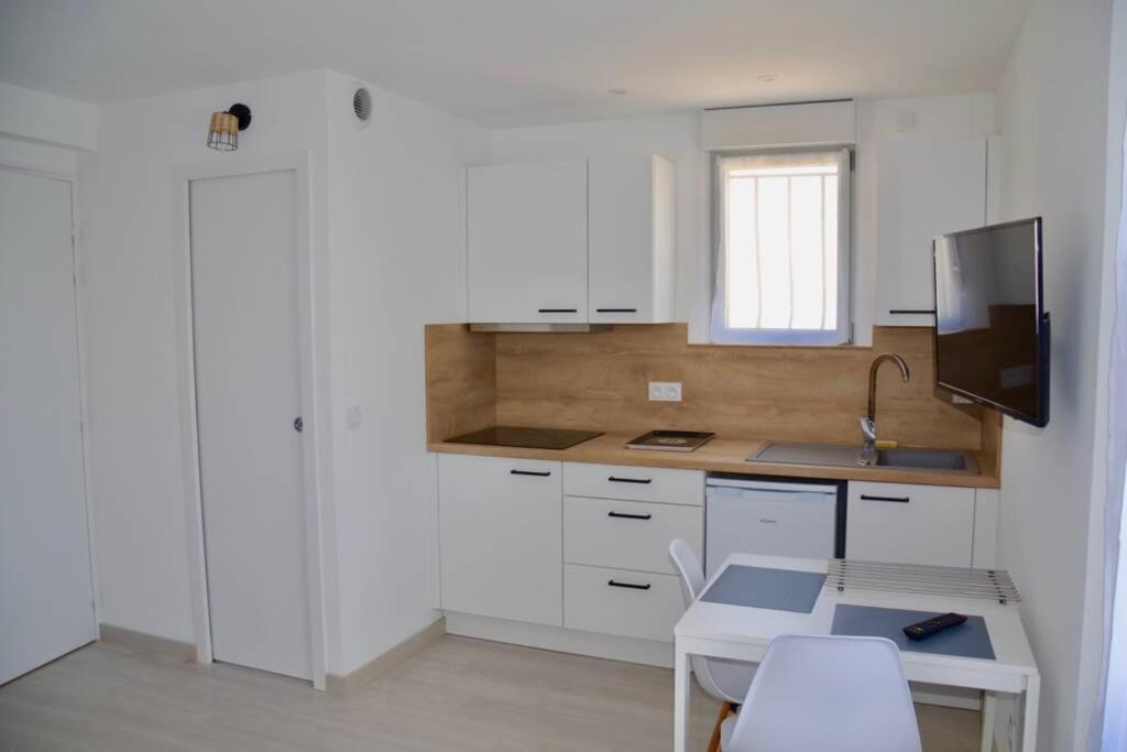 Les Forges Studio Etage Avoine Exterior photo